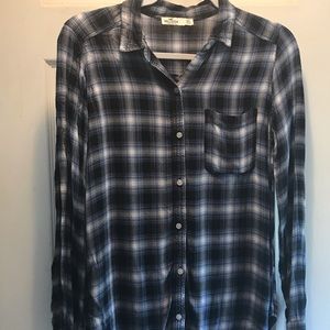 HOLLISTER PLAID SHIRT